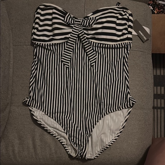 Kenneth Cole: Black & White Striped One-Piece Swimsuit - Bow Detail - Picture 3 of 3